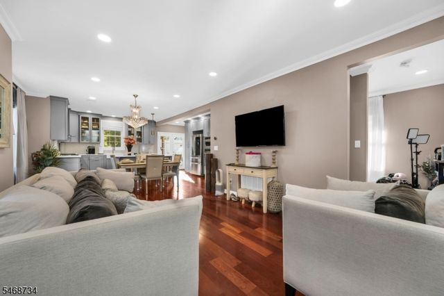 469 Jefferson Ave, Rahway City, NJ 07065