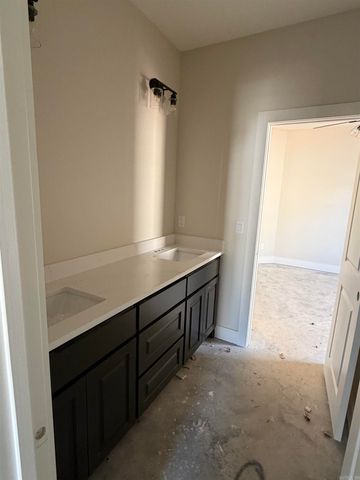 233 Cason Hill Boulevard, Bryant, AR 72002