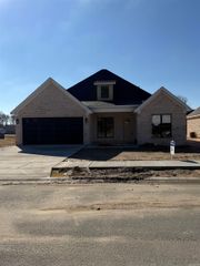 233 Cason Hill Boulevard, Bryant, AR 72002