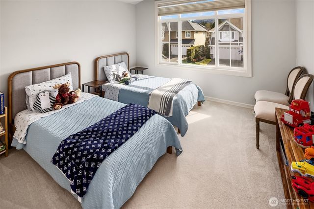 27520 SE 28th Court, Sammamish, WA 98075