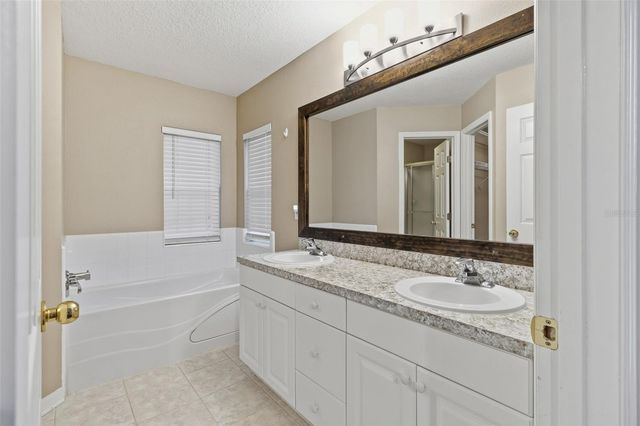 6908 SW 84TH DRIVE, Gainesville, FL 32608