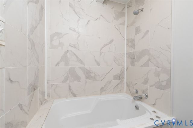 3209 Garland Ave, Hopewell, VA 23860