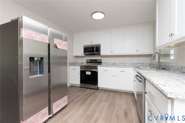 3209 Garland Ave, Hopewell, VA 23860