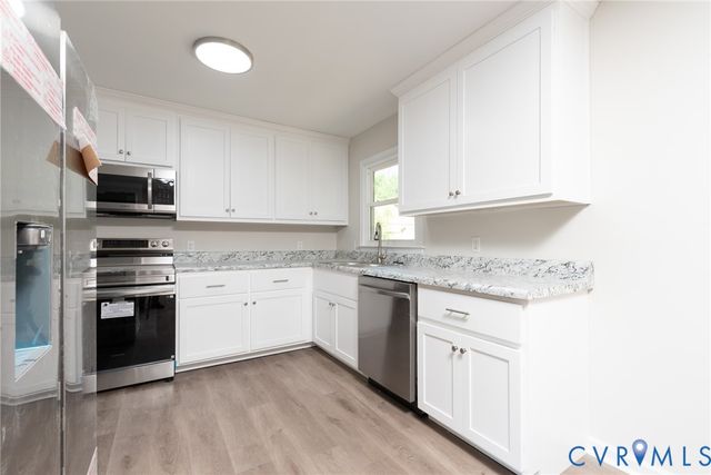 3209 Garland Ave, Hopewell, VA 23860