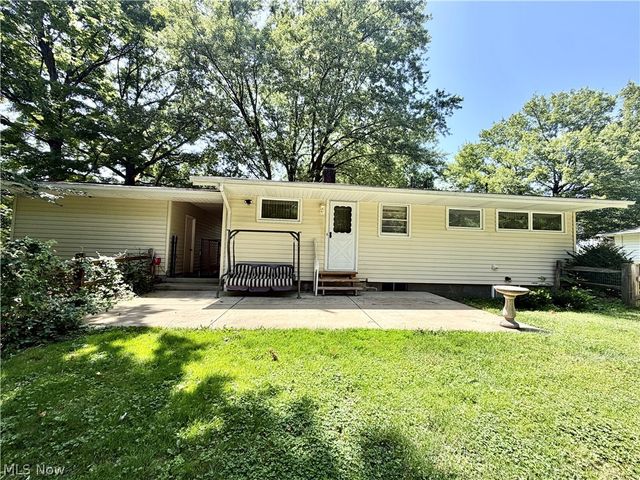 63 W Nineth St. Street, Newton Falls, OH 44444