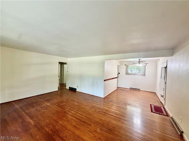 63 W Nineth St. Street, Newton Falls, OH 44444