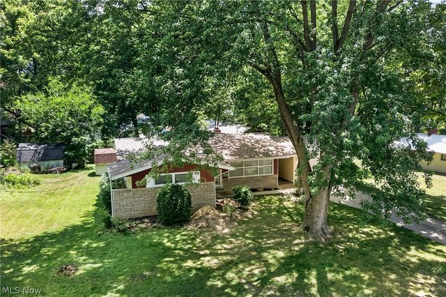 63 W Nineth St. Street, Newton Falls, OH 44444