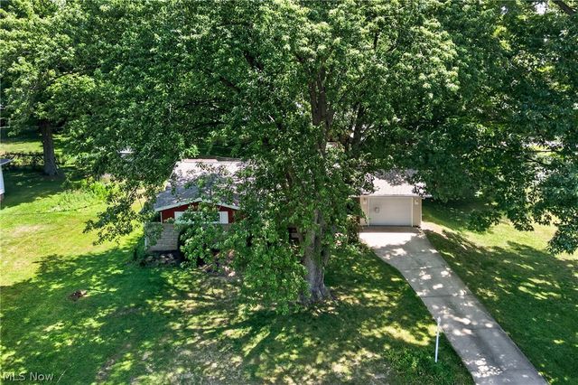 63 W Nineth St. Street, Newton Falls, OH 44444