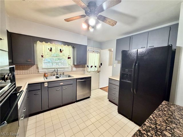 63 W Nineth St. Street, Newton Falls, OH 44444