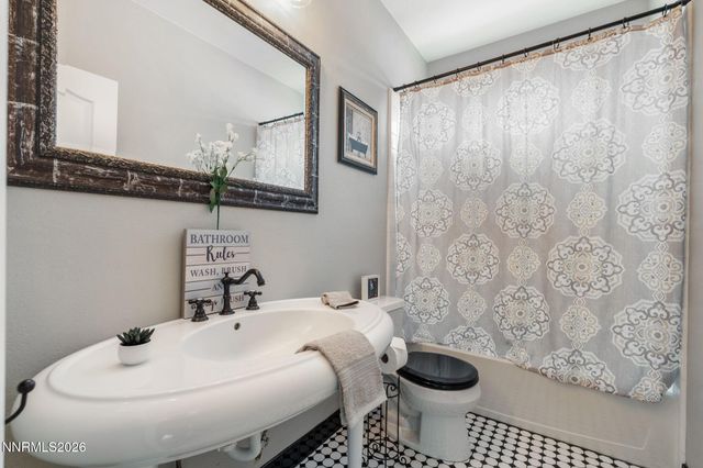 6682 Magical Drive, Sparks, NV 89436