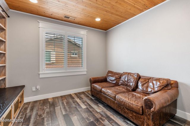 6682 Magical Drive, Sparks, NV 89436