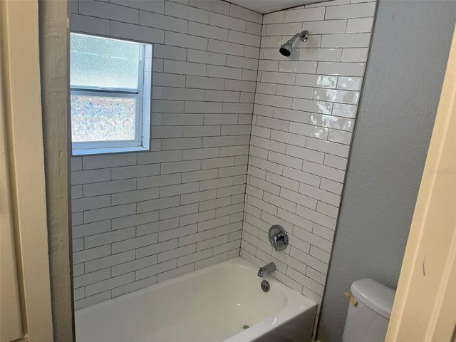 2027 36TH AVENUE N, St Petersburg, FL 33713