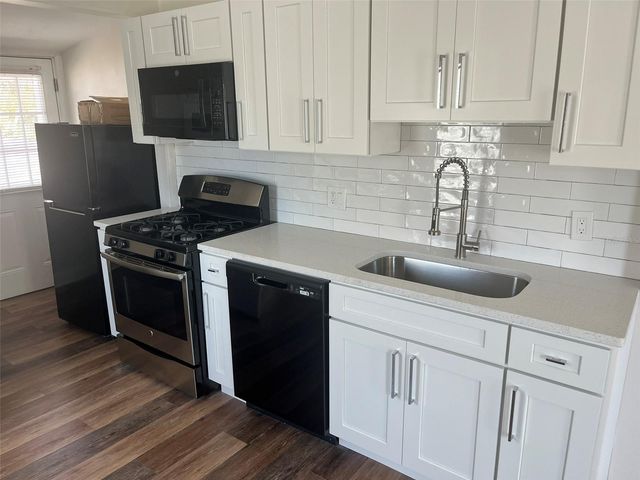 2027 36TH AVENUE N, St Petersburg, FL 33713