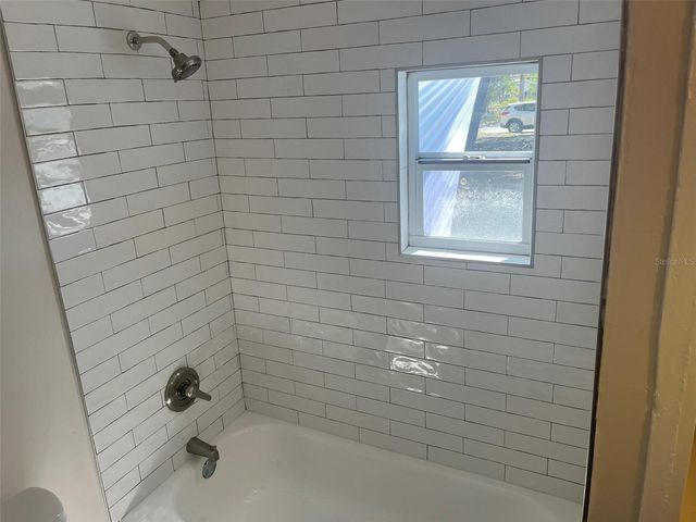 2027 36TH AVENUE N, St Petersburg, FL 33713