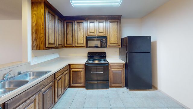 2331 N Elm Street 2, Denton, TX 76201