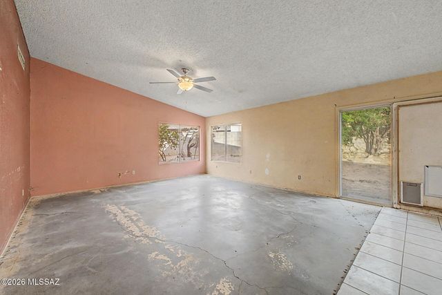 9810 E Stonehaven Way, Tucson, AZ 85747