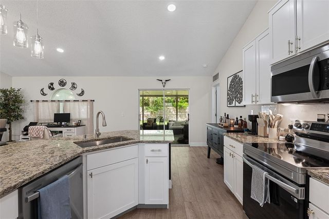 24 SEDGWICK TRAIL, Palm Coast, FL 32164
