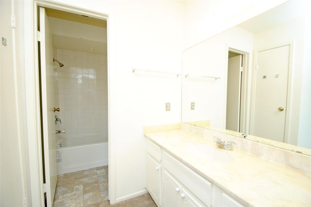 14555 Wunderlich Drive 3511, Houston, TX 77069
