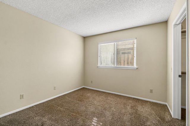 3837 N State Street, Fresno, CA 93722