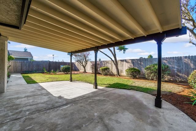 3837 N State Street, Fresno, CA 93722