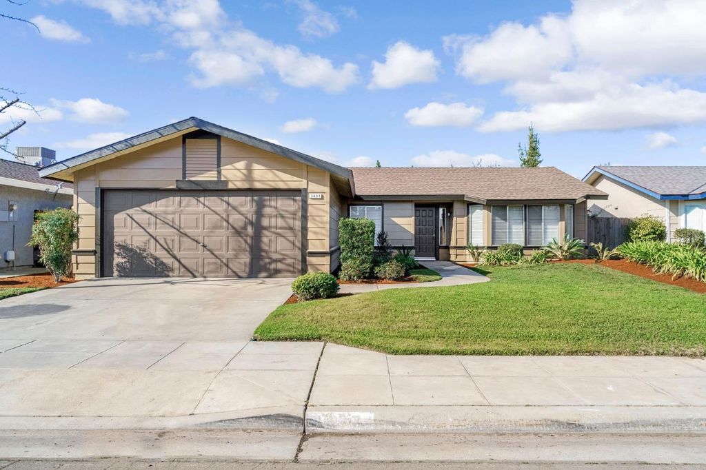 3837 N State Street, Fresno, CA 93722