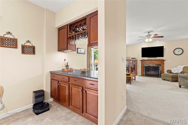 8034 Pinetop Drive, St Louis, MO 63129