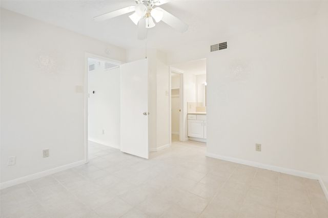 18333 Roehampton Drive 217, Dallas, TX 75252
