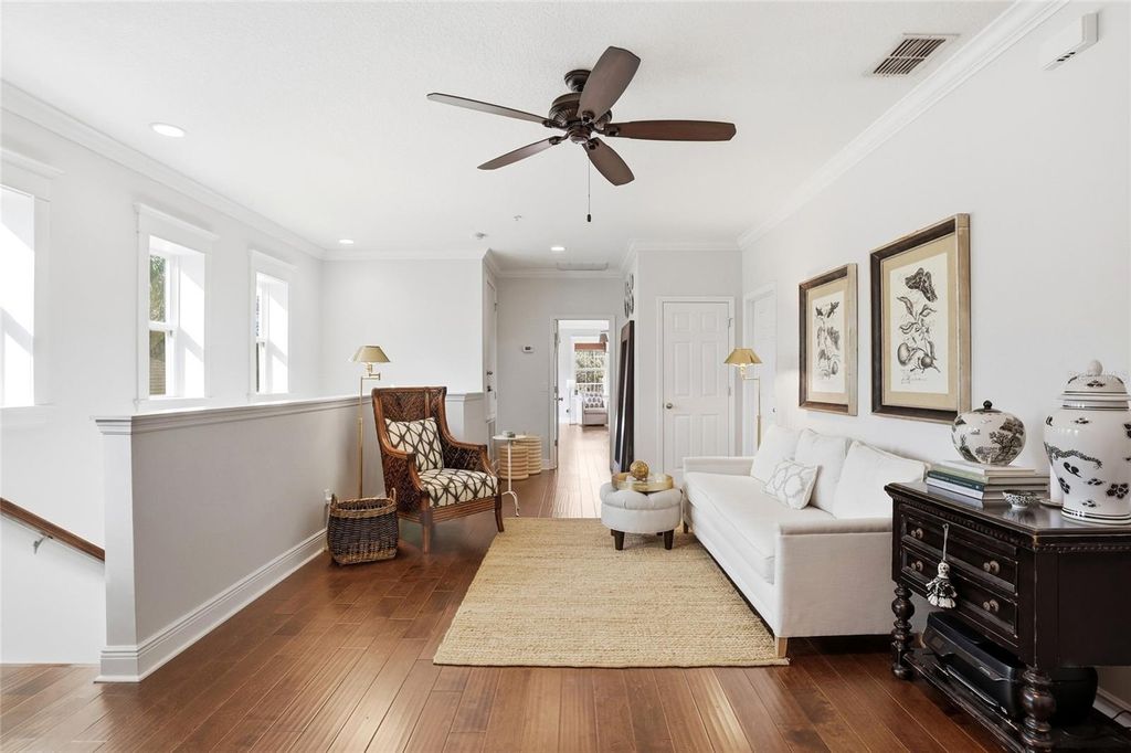 Image 18 of property listing at 14430 ORCHARD HILLS BOULEVARD, Winter Garden, FL 34787