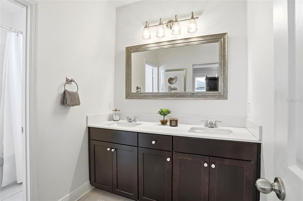 Image 36 of property listing at 14430 ORCHARD HILLS BOULEVARD, Winter Garden, FL 34787