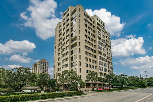 4001 N New Braunfels APT 1202A, San Antonio, TX 78209