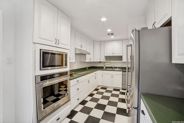 4001 N New Braunfels APT 1202A, San Antonio, TX 78209