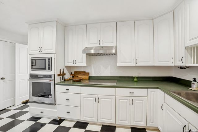 4001 N New Braunfels APT 1202A, San Antonio, TX 78209