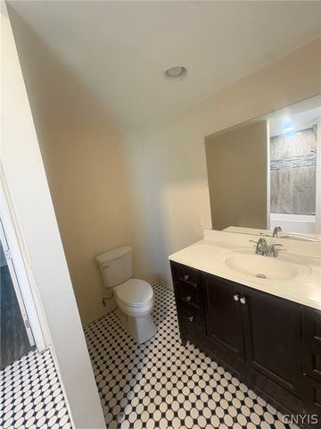 121 Maurice Avenue, Syracuse, NY 13207
