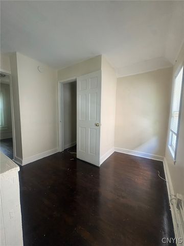 121 Maurice Avenue, Syracuse, NY 13207