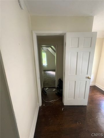 121 Maurice Avenue, Syracuse, NY 13207