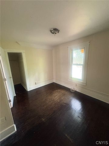 121 Maurice Avenue, Syracuse, NY 13207