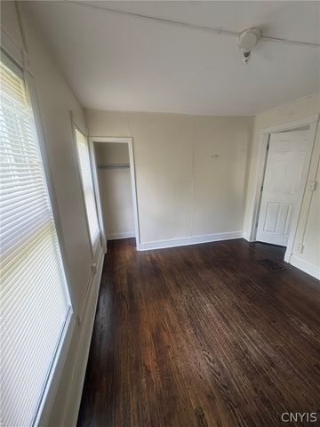 121 Maurice Avenue, Syracuse, NY 13207