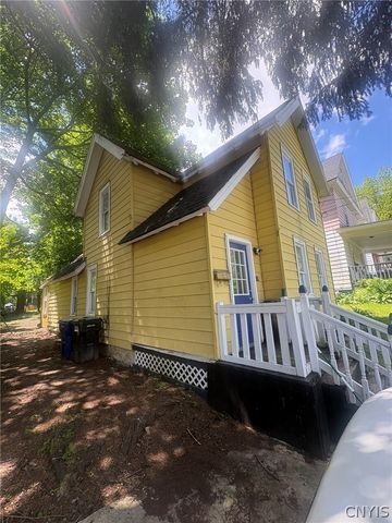 121 Maurice Avenue, Syracuse, NY 13207