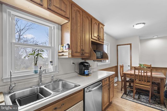 1713 ROSA DR, Woodbridge, VA 22191