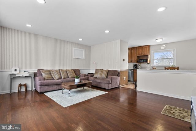 1713 ROSA DR, Woodbridge, VA 22191