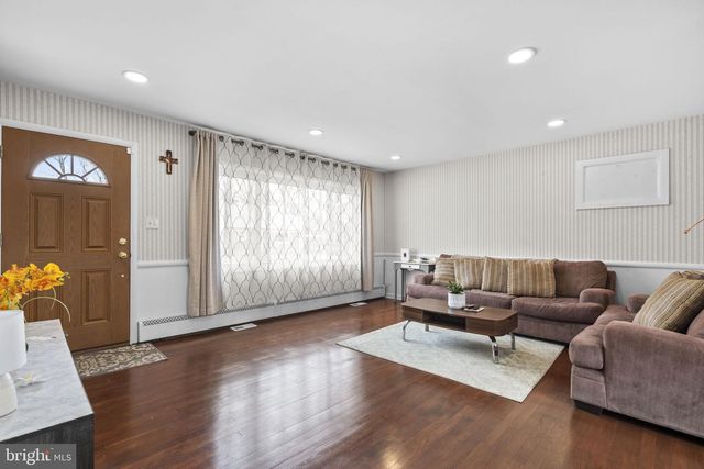 1713 ROSA DR, Woodbridge, VA 22191