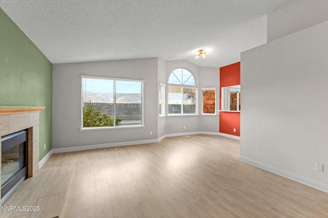 6530 Fall River Circle, Reno, NV 89523