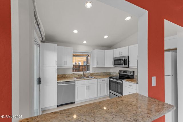 6530 Fall River Circle, Reno, NV 89523