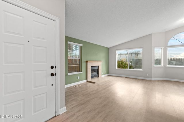 6530 Fall River Circle, Reno, NV 89523