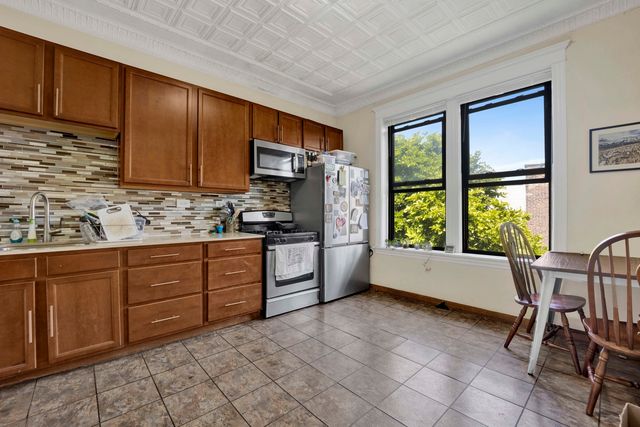 1406 W Flournoy Street 3, Chicago, IL 60607