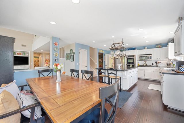 411 Villeroy Ct, Granite Bay, CA 95746