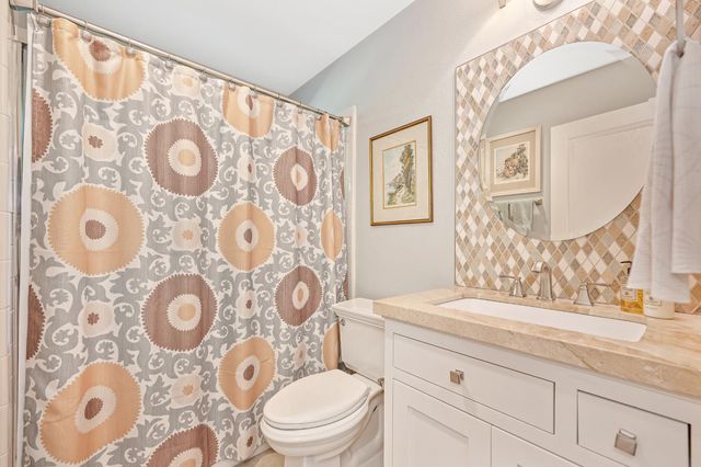 411 Villeroy Ct, Granite Bay, CA 95746