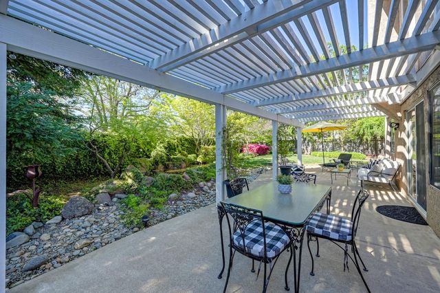 411 Villeroy Ct, Granite Bay, CA 95746