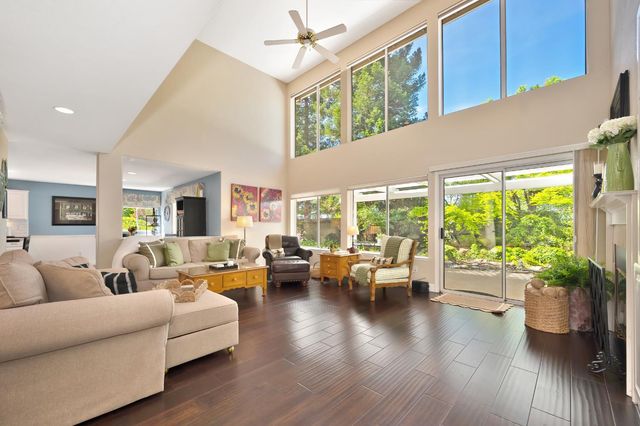 411 Villeroy Ct, Granite Bay, CA 95746