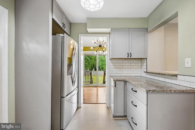 6208 ELMHURST ST, District Heights, MD 20747